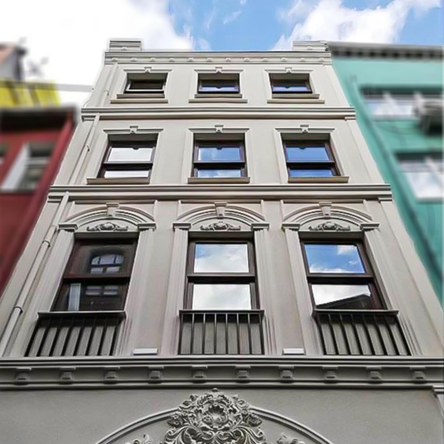 cupidatat nonproident, sunt in culpa qui officia deserunt